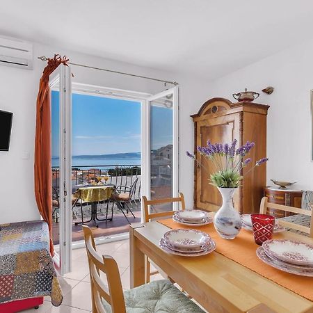Apartments Lucija Baška Voda Extérieur photo