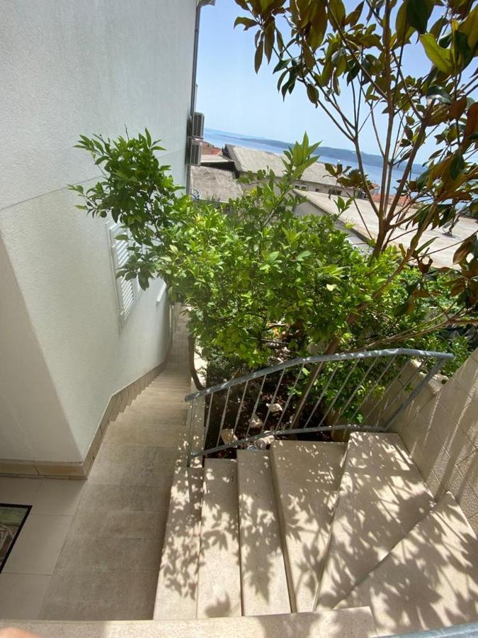 Apartments Lucija Baška Voda Extérieur photo