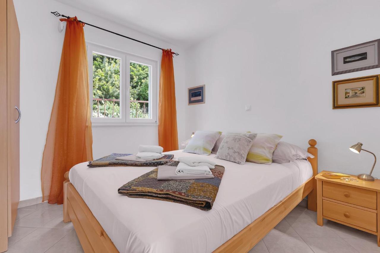 Apartments Lucija Baška Voda Extérieur photo